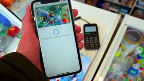 Как правильно наклеить платежный стикер на iPhone в ИКЕНация